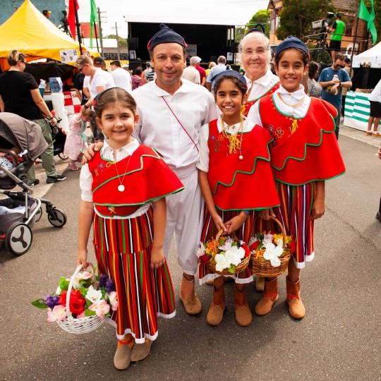 2019 family group Bairro dancers 540 x 540